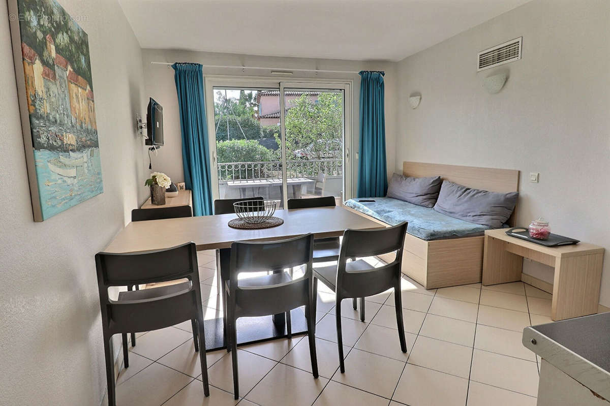 Appartement à FREJUS