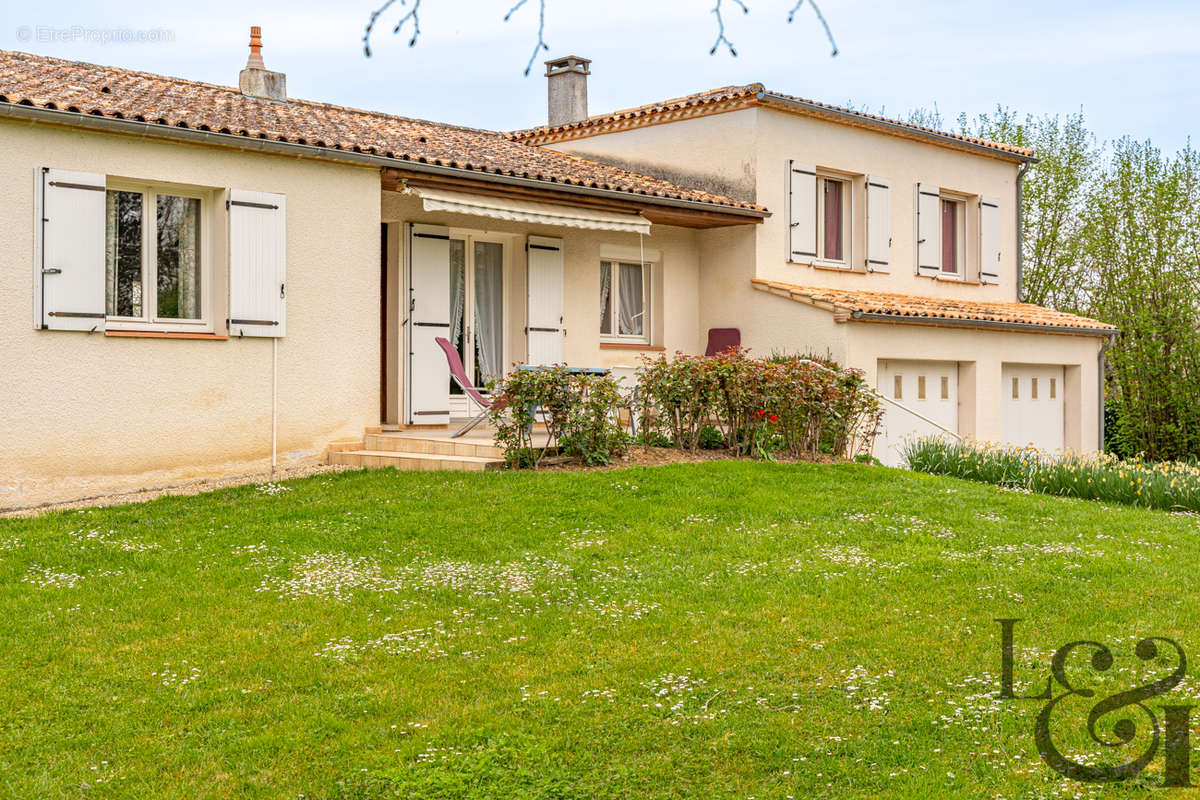 Maison à SAINTE-LIVRADE-SUR-LOT