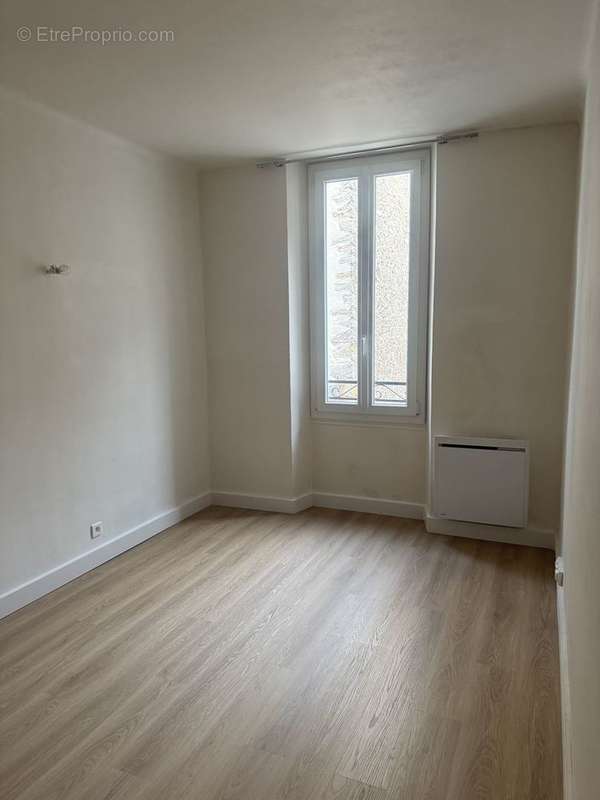 Appartement à TOURVES