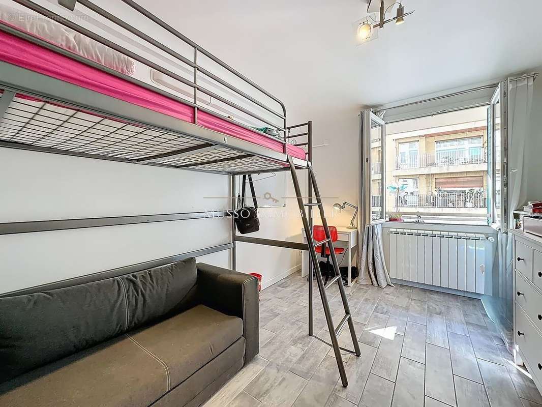 Appartement à MARSEILLE-6E