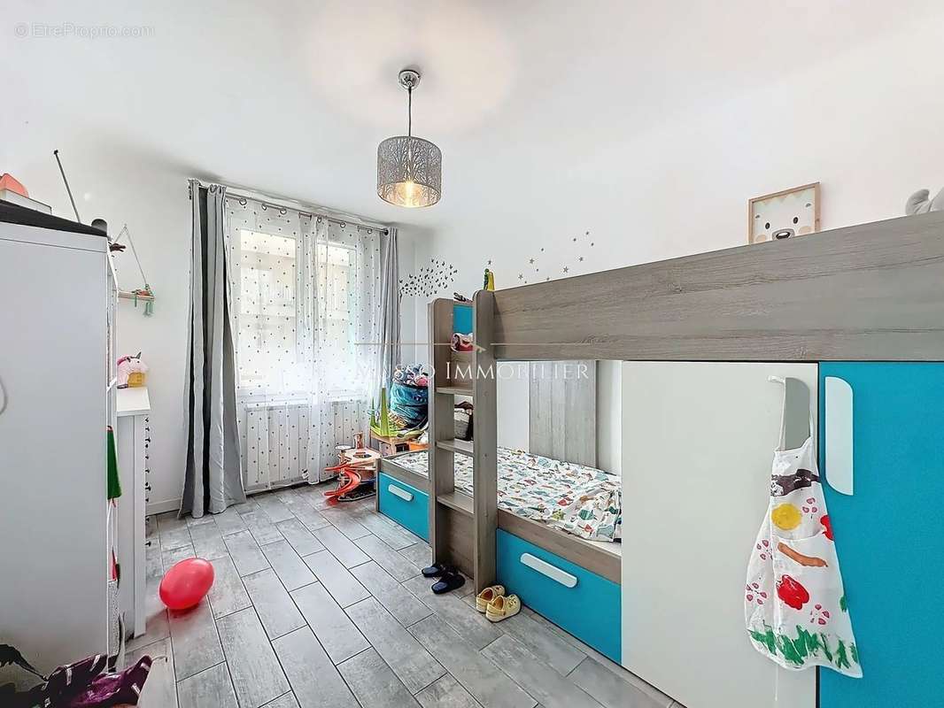 Appartement à MARSEILLE-6E