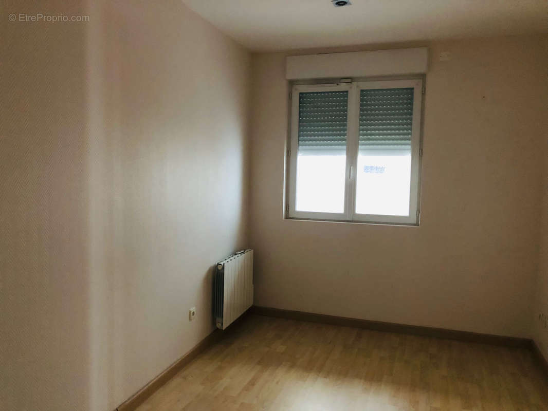 Appartement à RENAISON