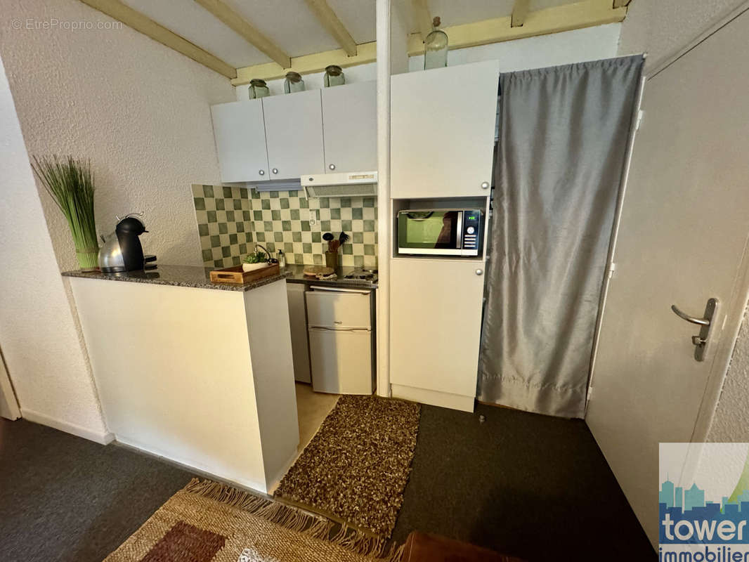 Appartement à EAUX-BONNES