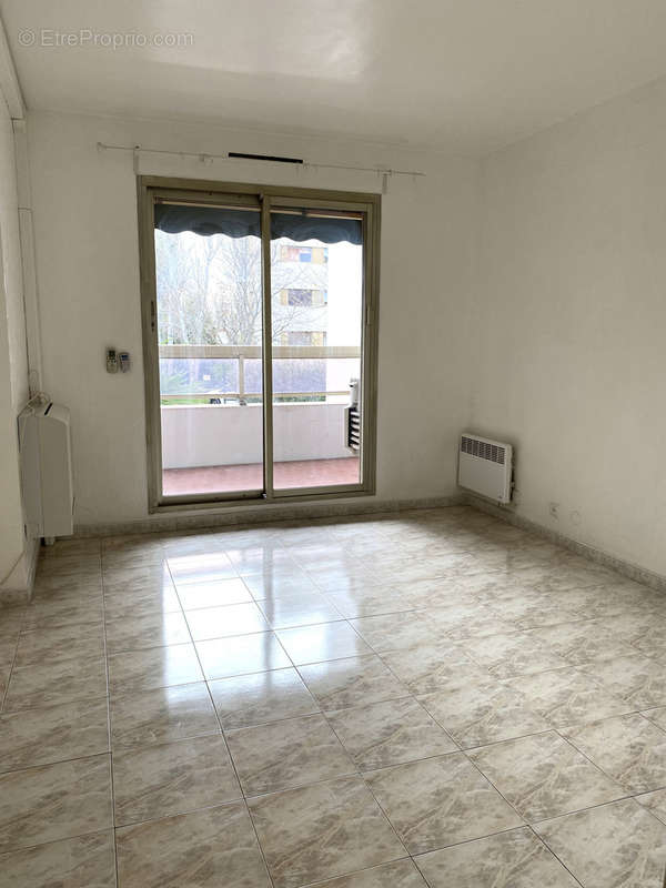 Appartement à MARSEILLE-9E