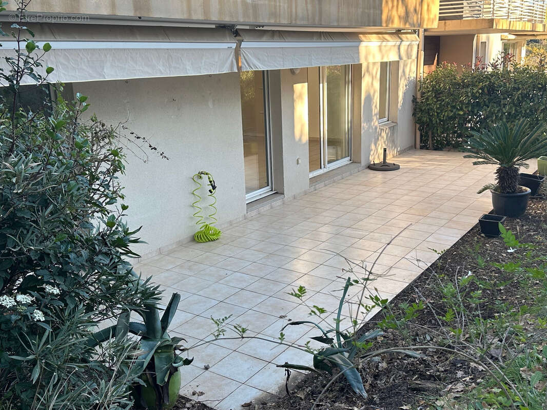 Appartement à HYERES