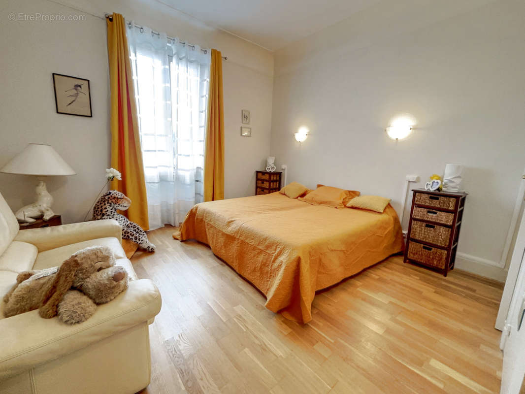 Appartement à AIX-LES-BAINS