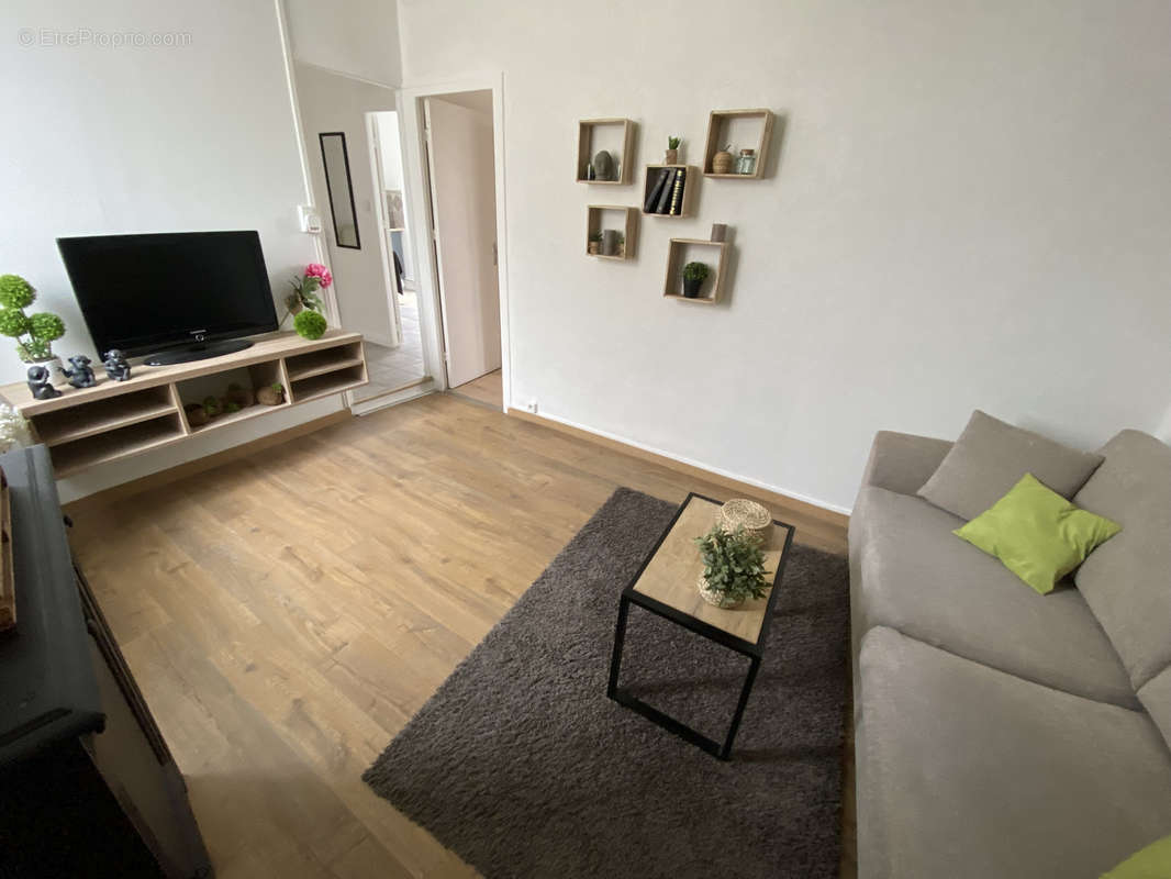 Appartement à SAINT-ETIENNE