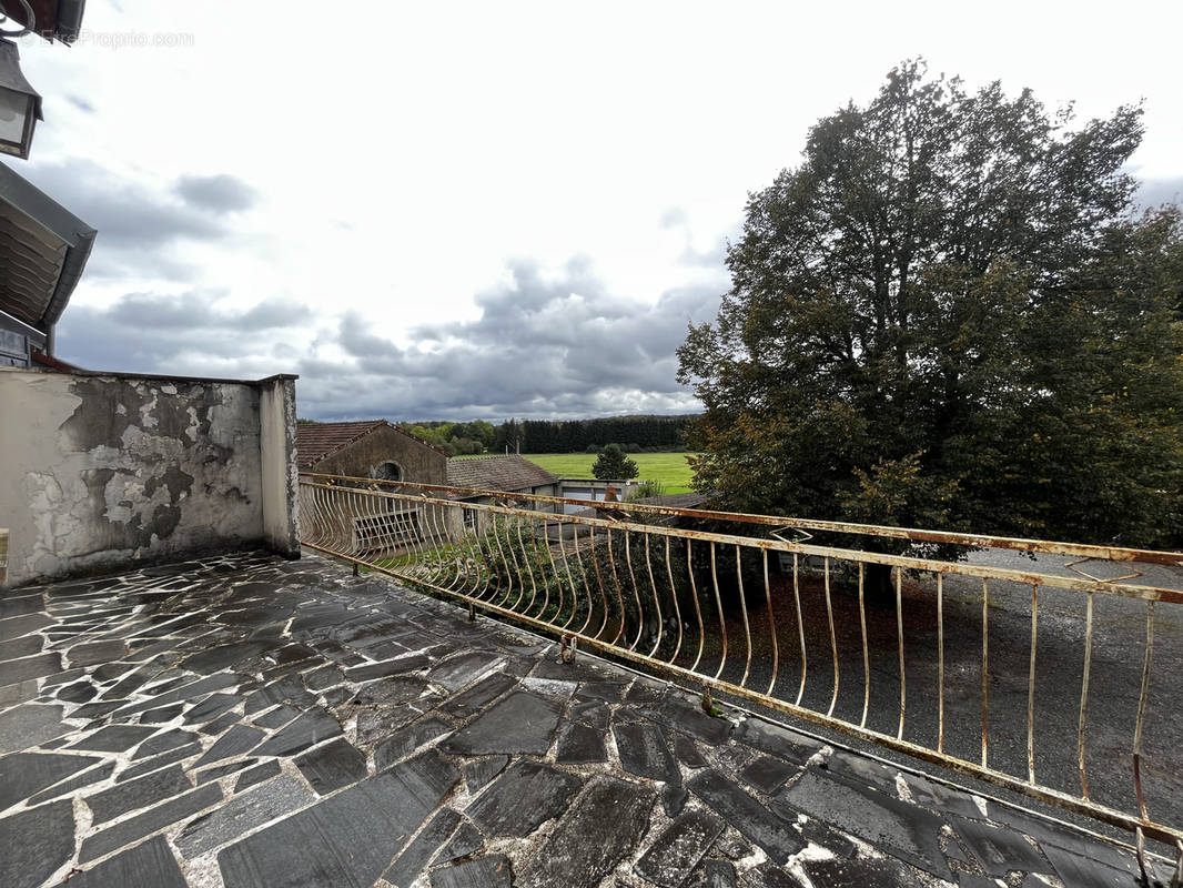 Appartement à BAVILLIERS