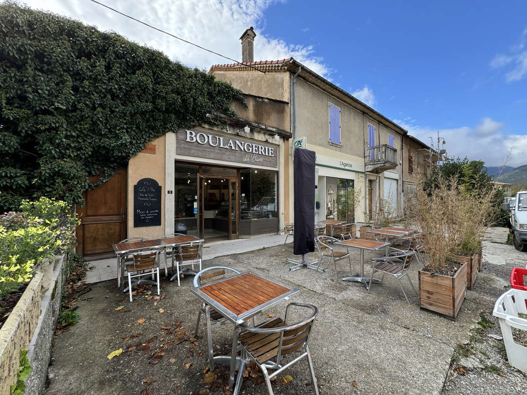 Commerce à MONTBRUN-LES-BAINS