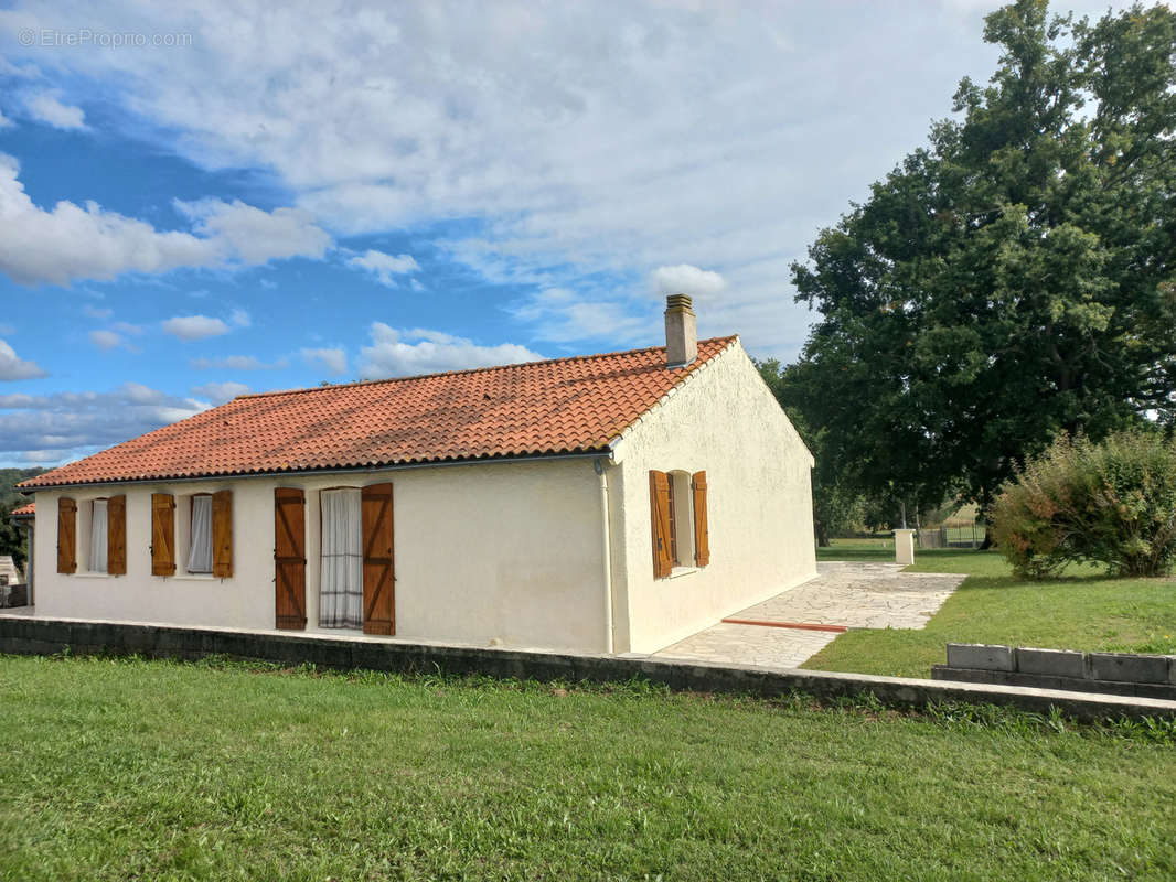 Maison à TRIE-SUR-BAISE