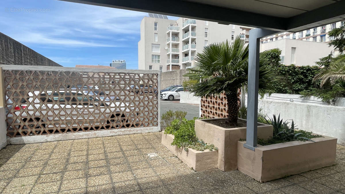 Appartement à MARSEILLE-2E