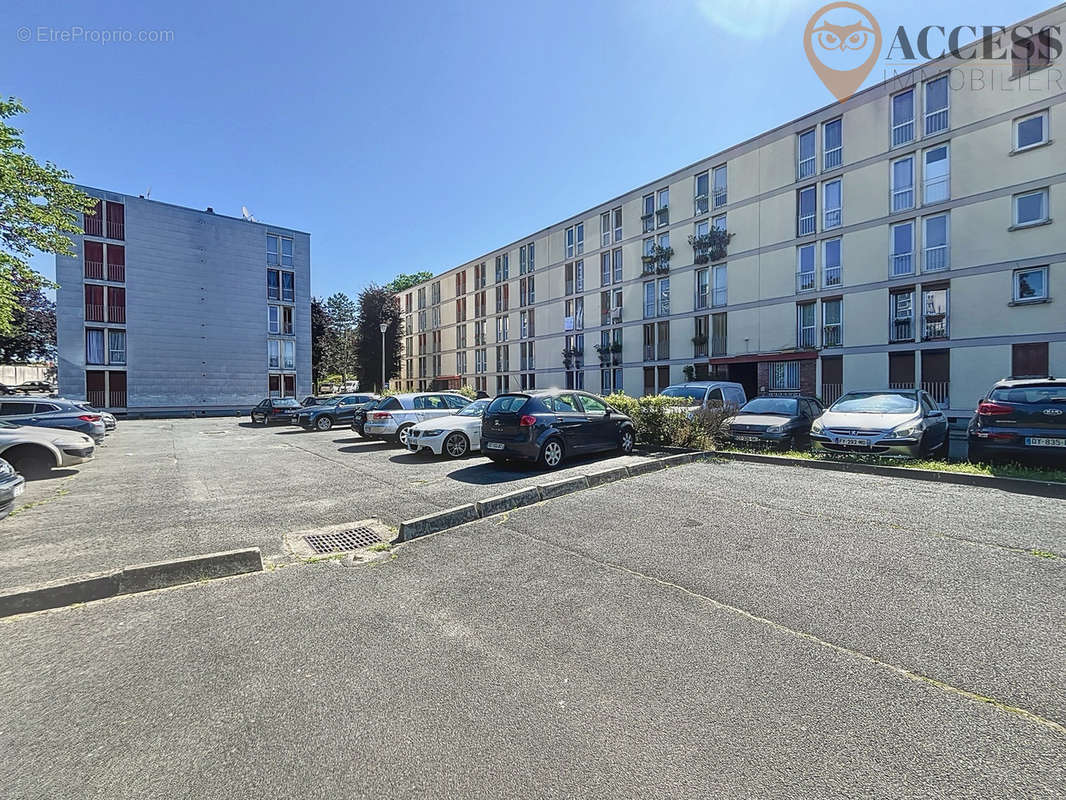 Appartement à GARGES-LES-GONESSE