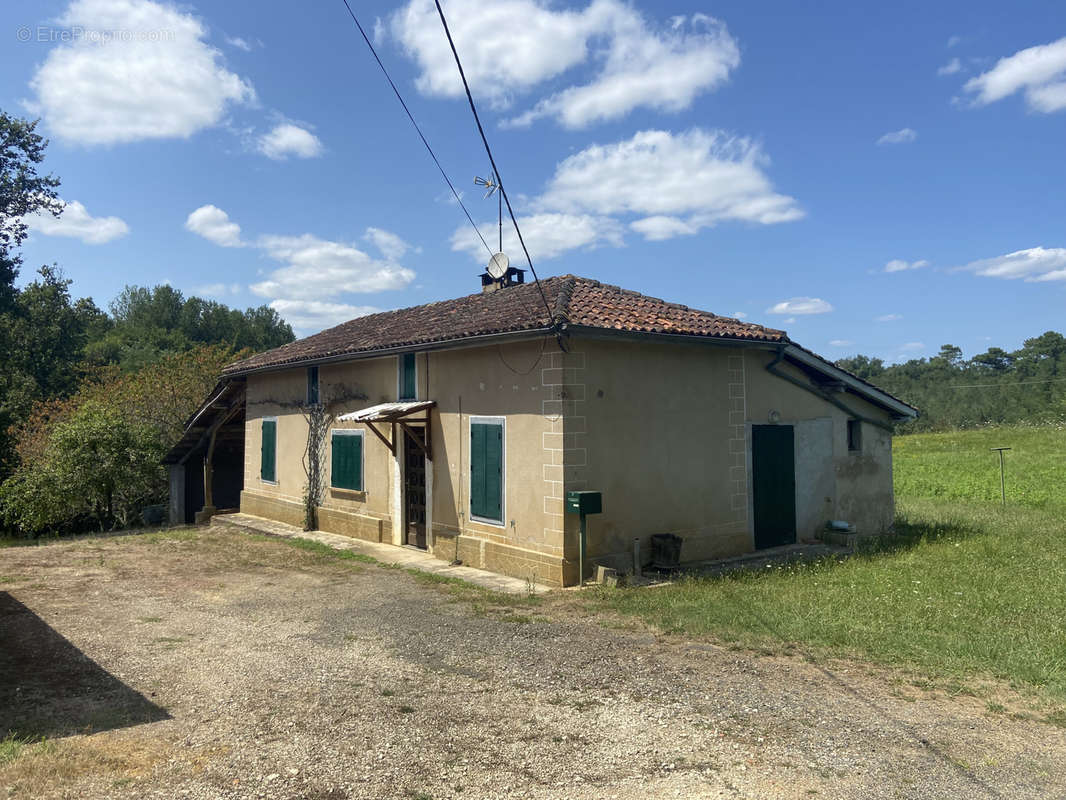 Maison à CASTELNAU-D&#039;AUZAN