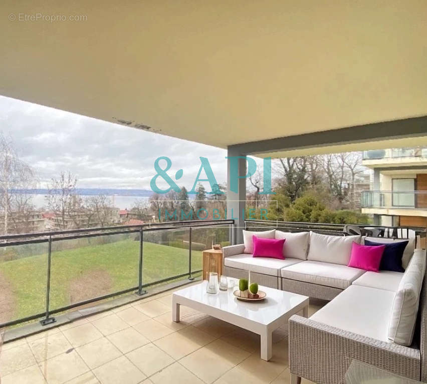 Appartement à EVIAN-LES-BAINS