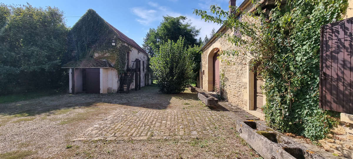 Maison à TANNAY