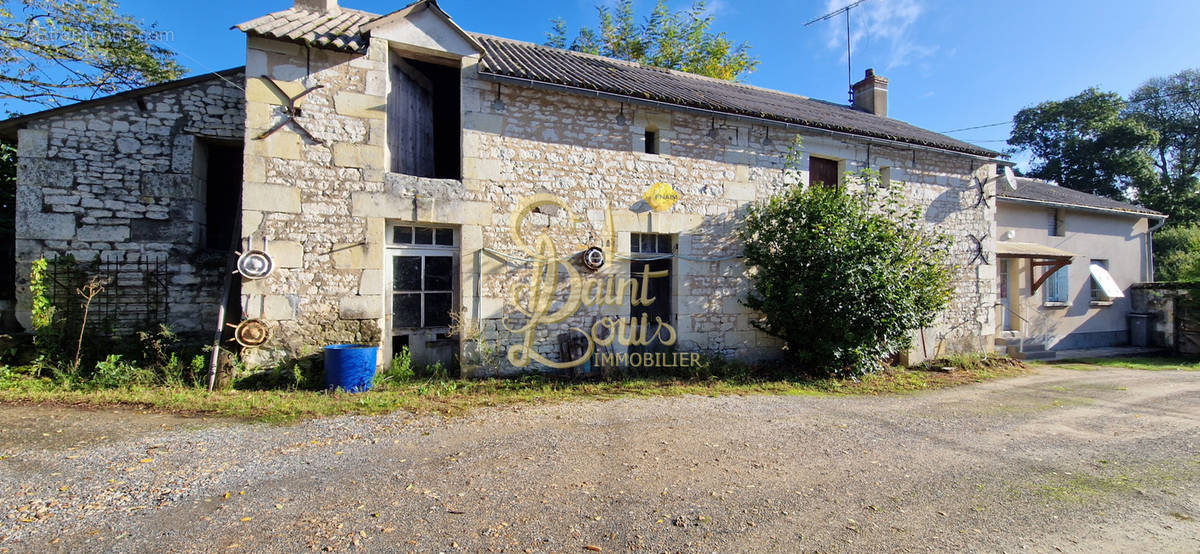 Maison à CHINON