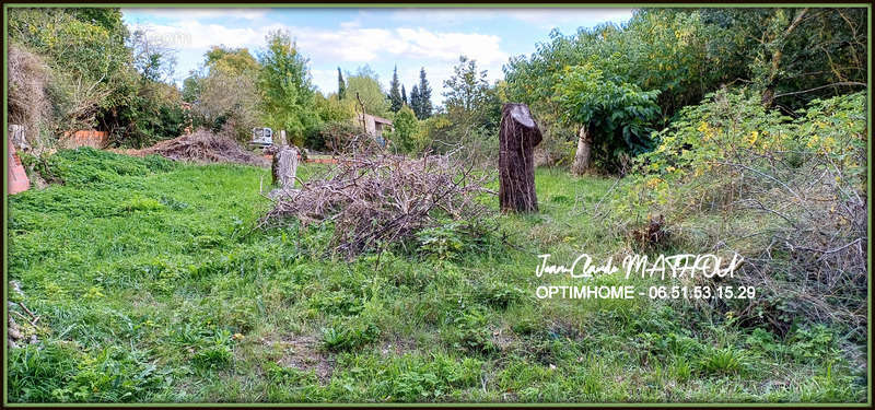 Terrain à LABASTIDE-D&#039;ANJOU