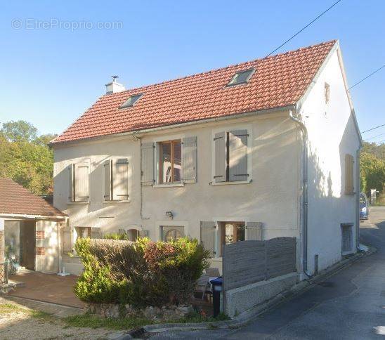 Maison à LIZY-SUR-OURCQ