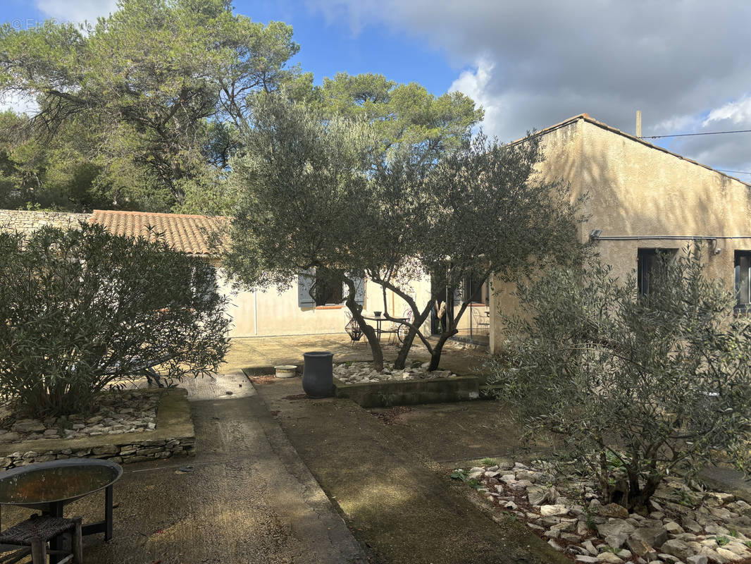 Maison à NIMES