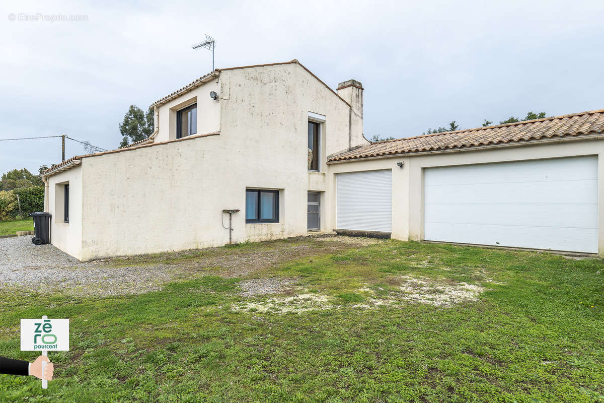 Maison à LAIROUX