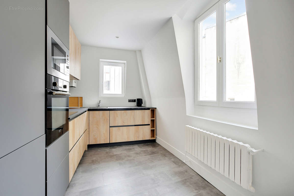 Appartement à PARIS-3E