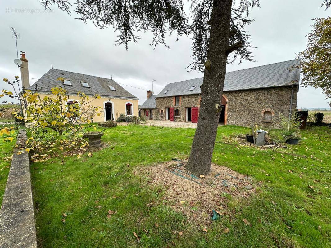 Maison à SAINT-SATURNIN