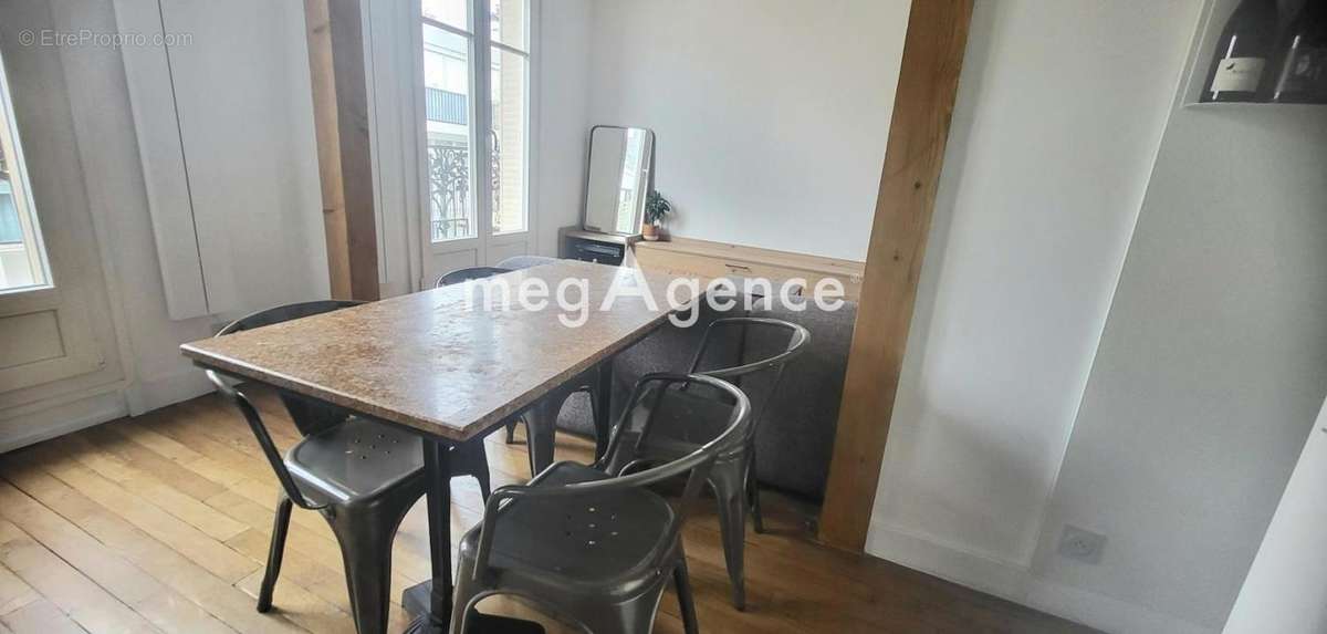 Appartement à PARIS-18E