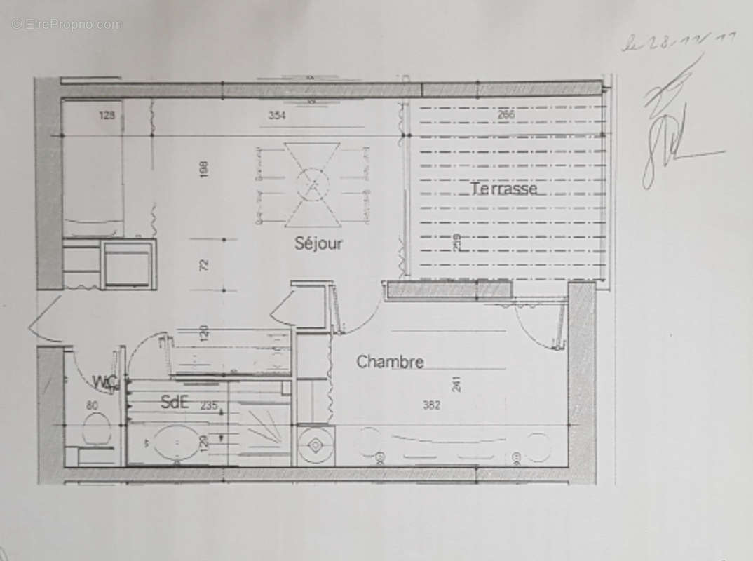 Appartement à BERRIAS-ET-CASTELJAU