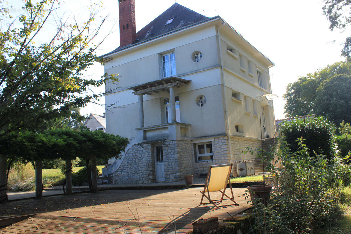 Maison à VEIGNE