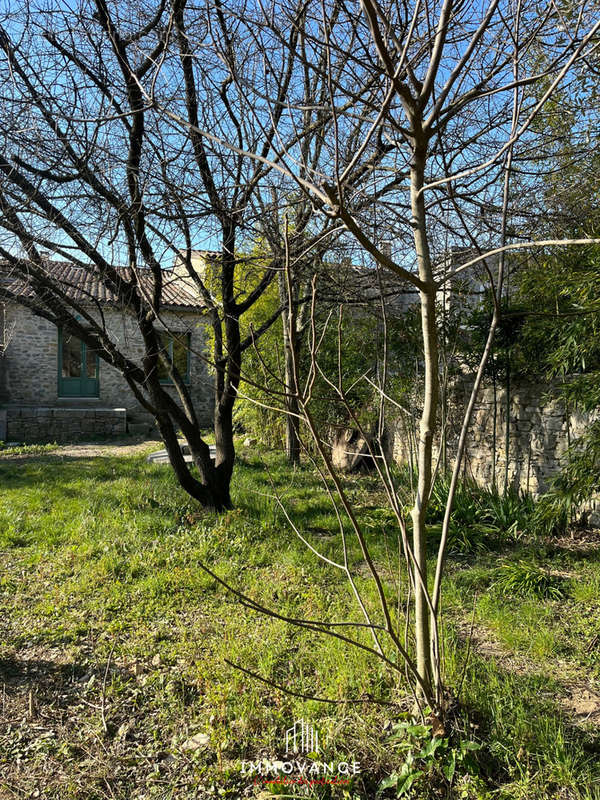 Maison à CLARET