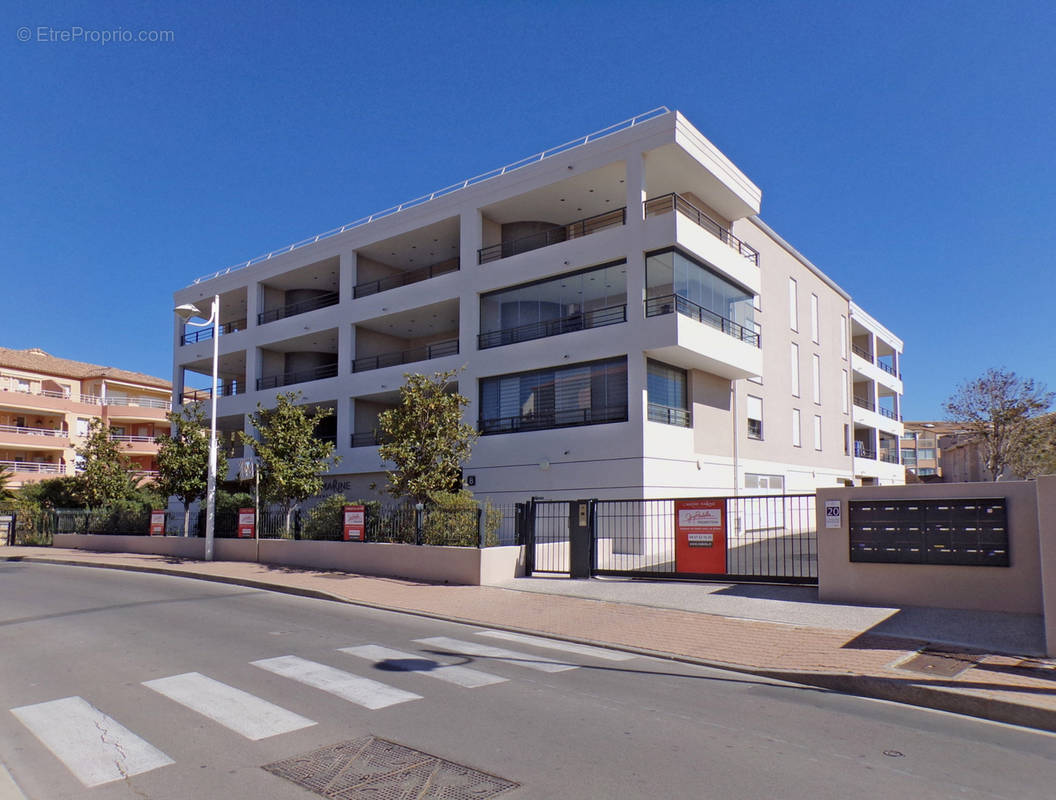 Parking à VALRAS-PLAGE