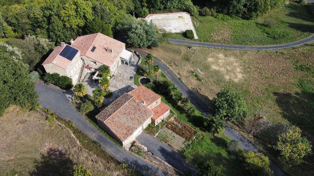 Maison à ARLES-SUR-TECH