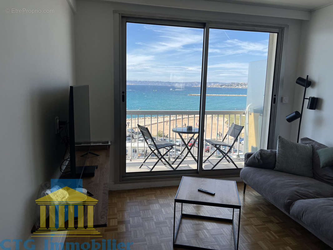 Appartement à MARSEILLE-8E