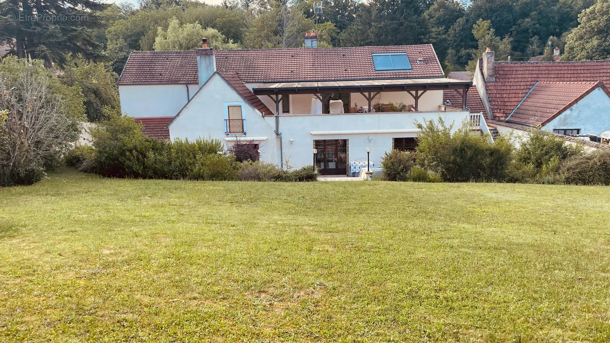 Maison à VEZELAY