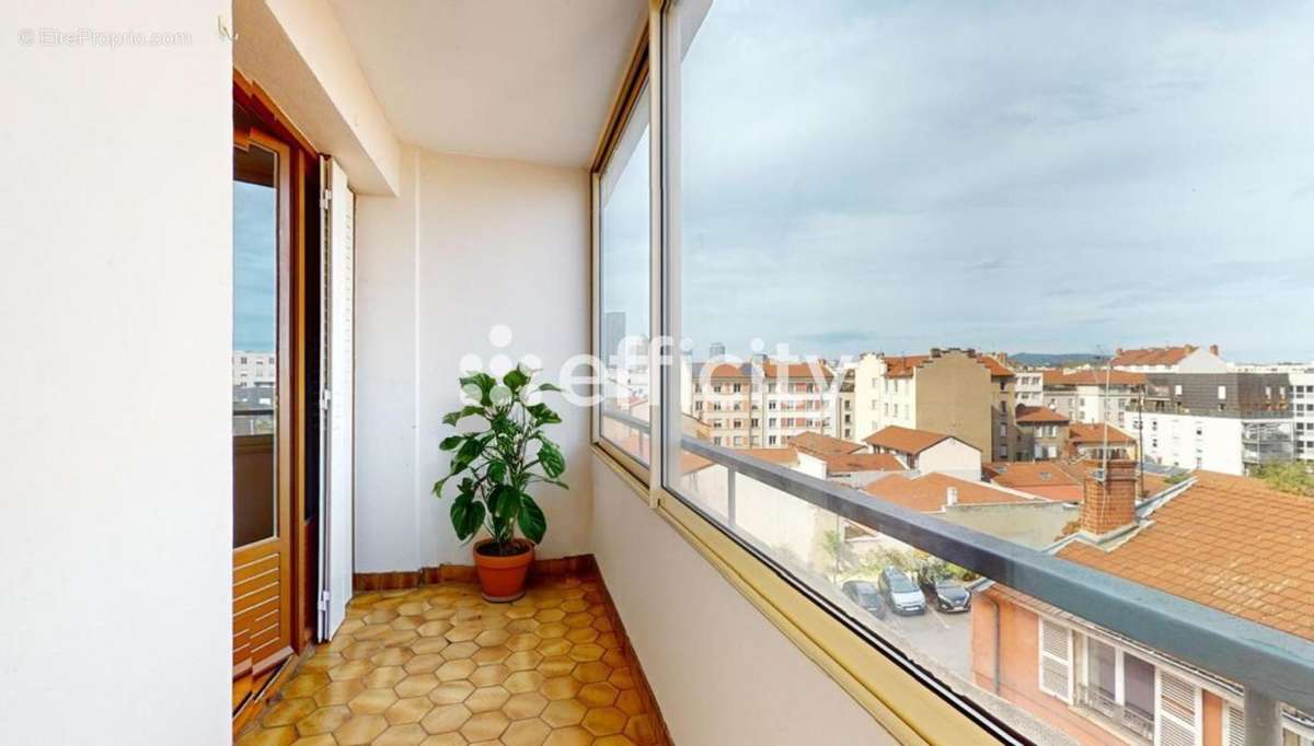 Appartement à LYON-3E