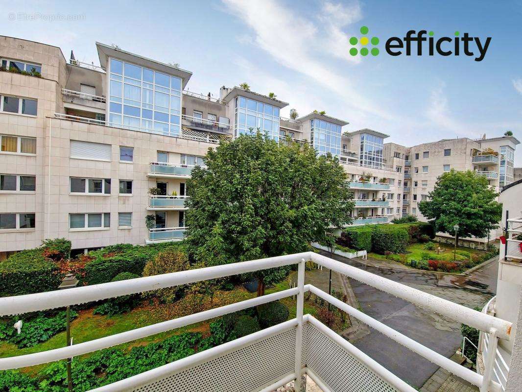 Appartement à SURESNES