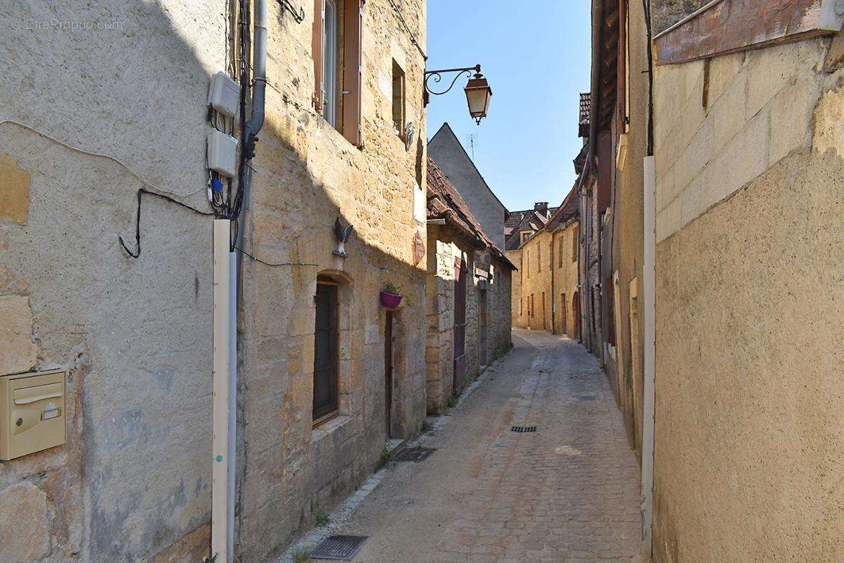 Maison à MONTIGNAC