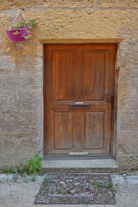 Maison à MONTIGNAC