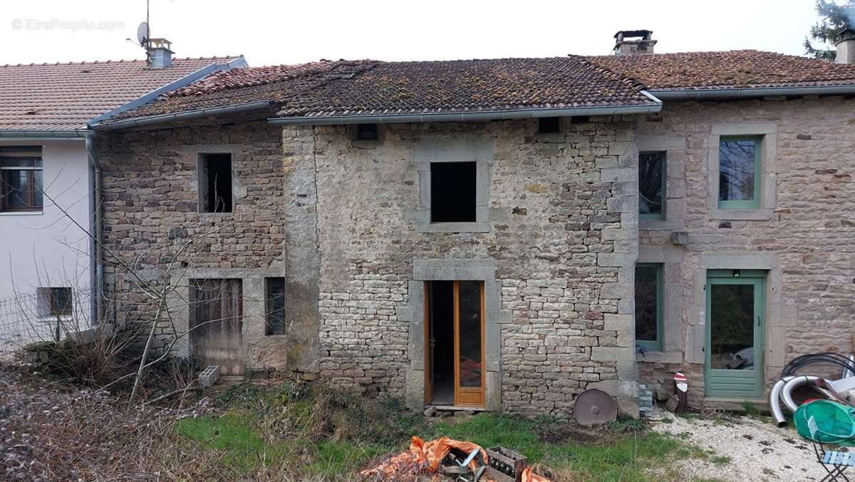 Maison à PONT-DU-BOIS