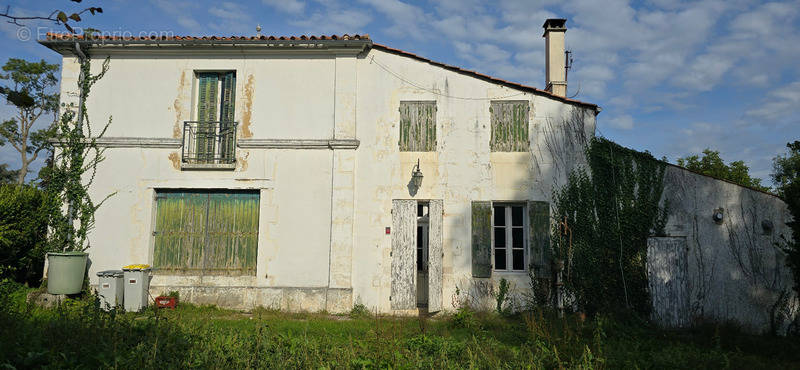 Maison à ROCHEFORT