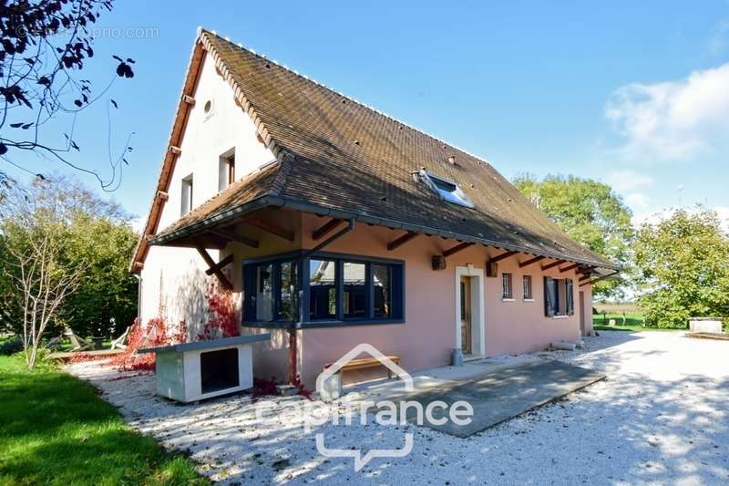 Maison à LONS-LE-SAUNIER