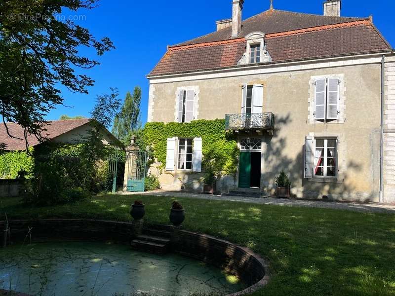 Maison à AIRE-SUR-L&#039;ADOUR