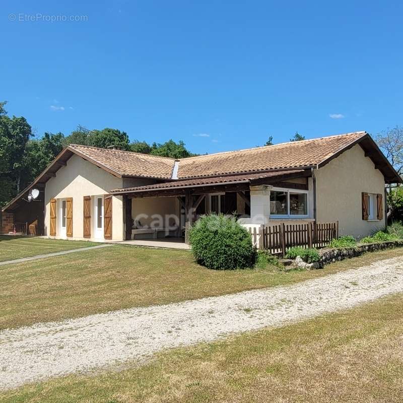 Maison à CISSAC-MEDOC