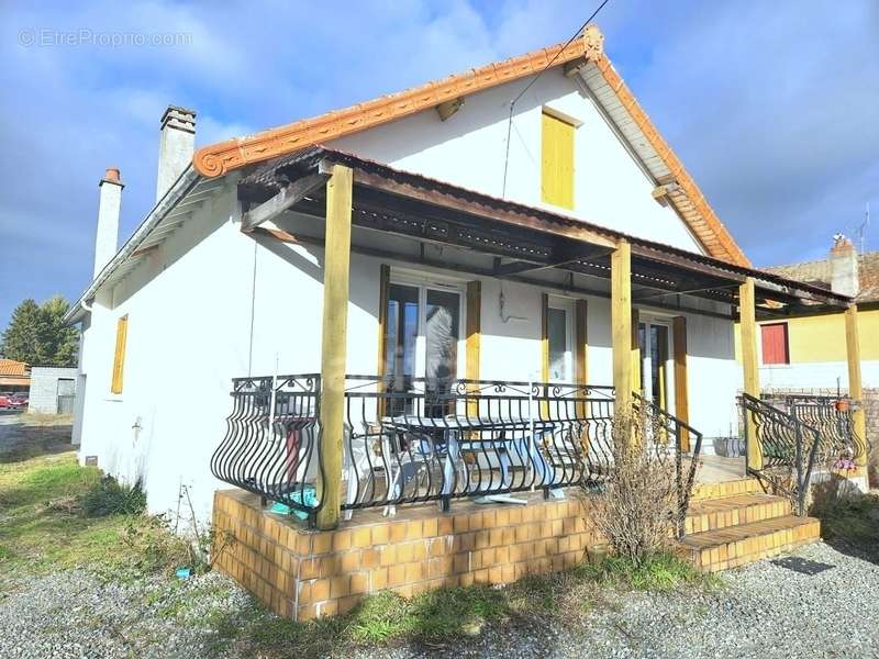 Maison à LEZOUX