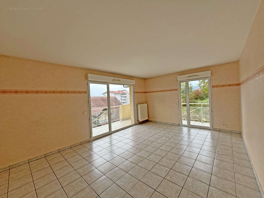 Appartement à ANNECY-LE-VIEUX