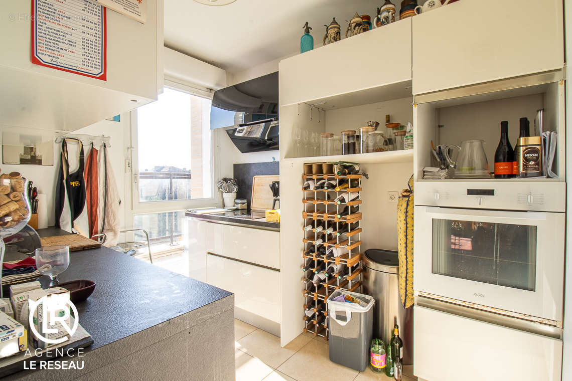 Appartement à NANTERRE