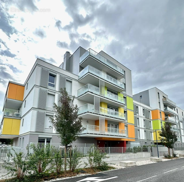 Appartement à SAINT-GENIS-POUILLY