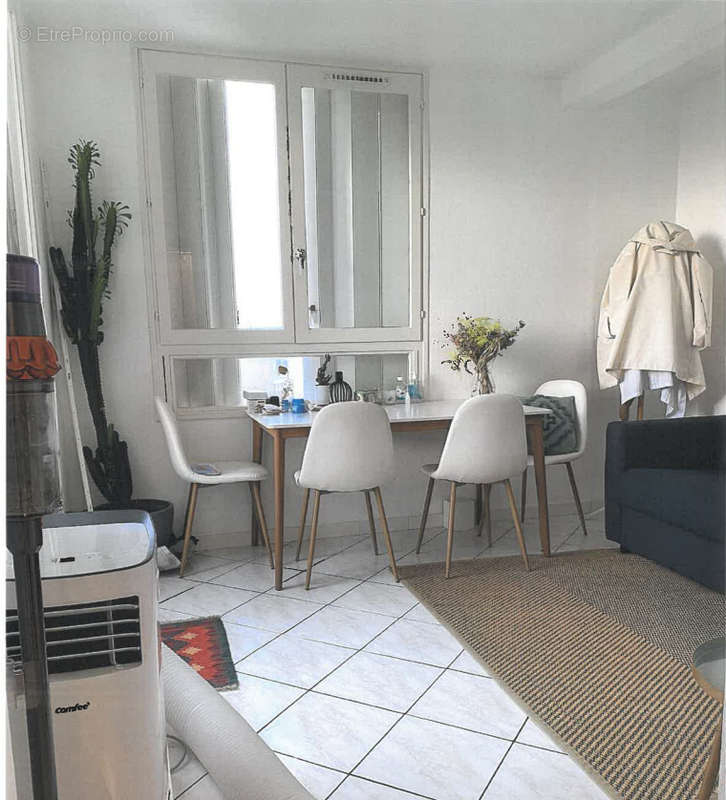 Appartement à SARTROUVILLE