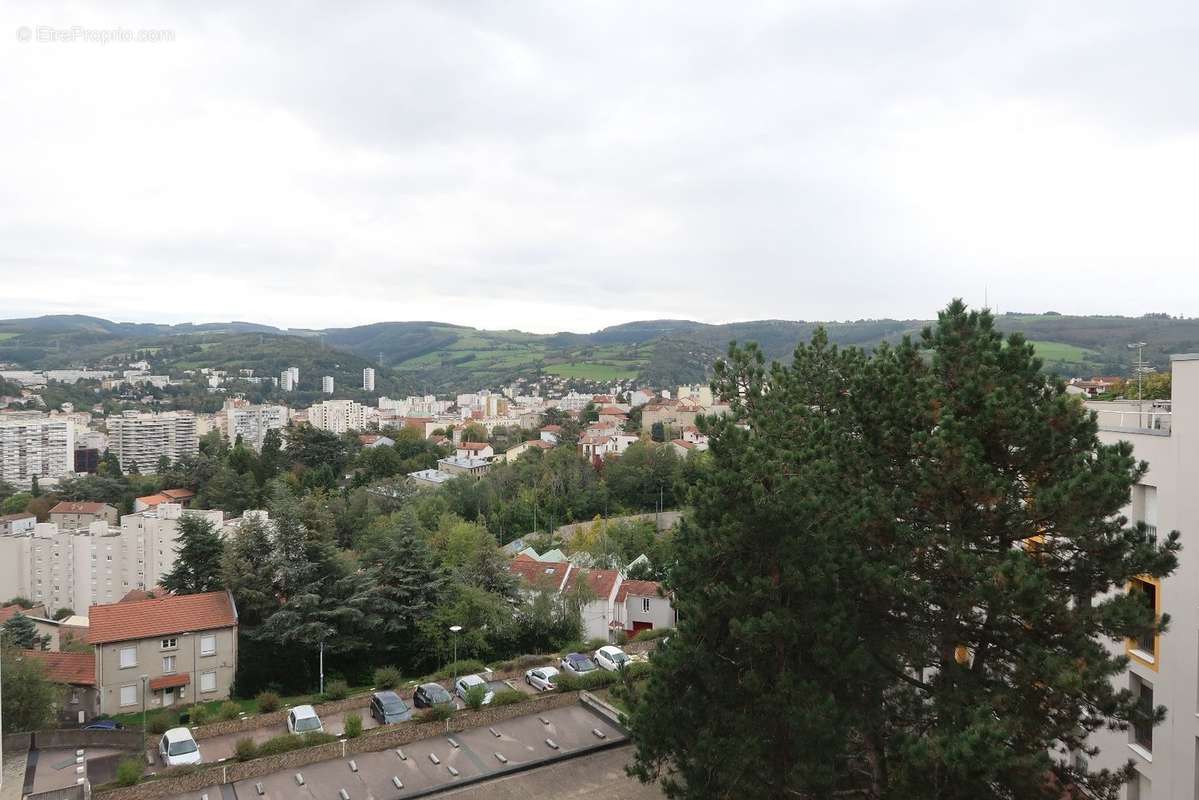 Appartement à SAINT-ETIENNE