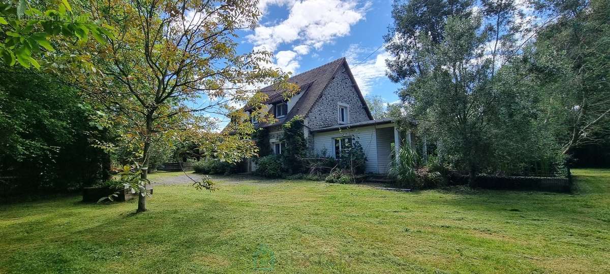 Maison à GENNEVILLE